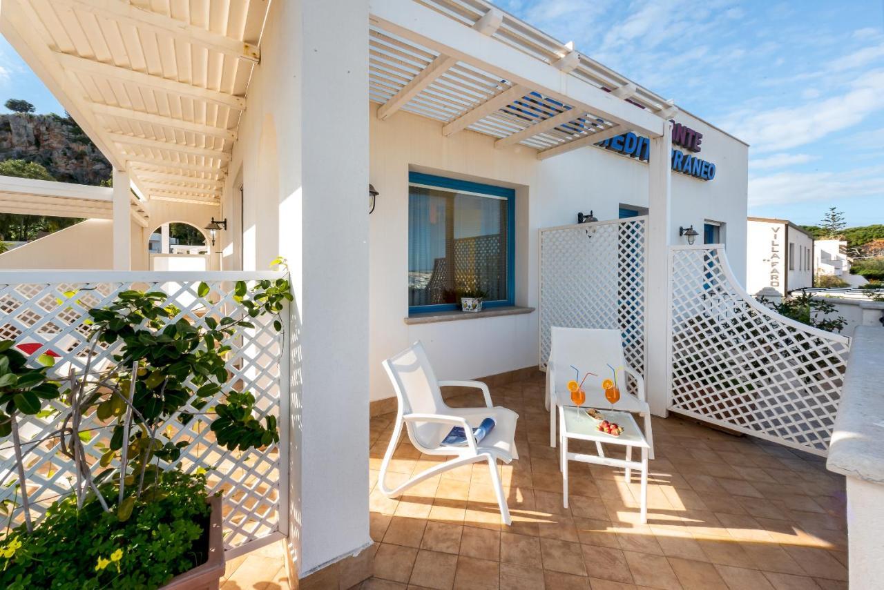 Hotel Ristorante Mediterraneo Faro 산비토로카포 외부 사진