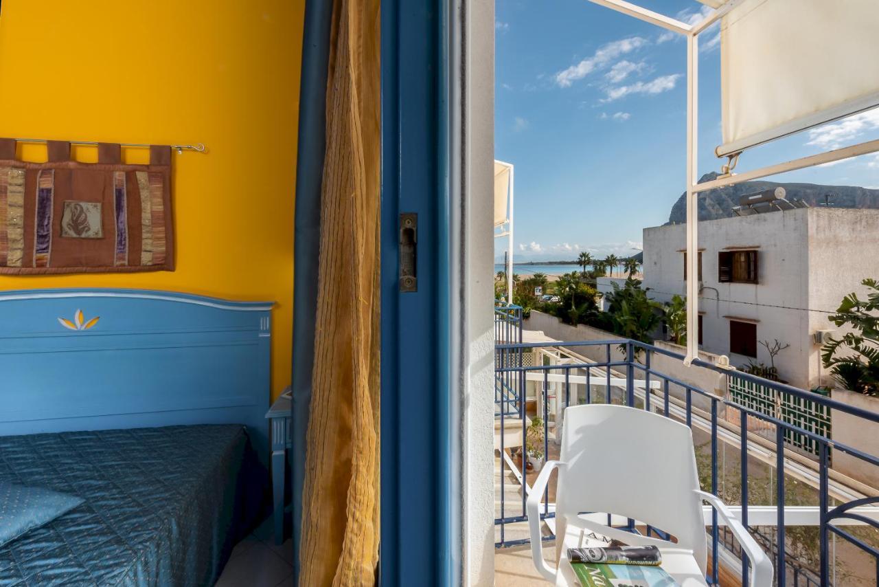 Hotel Ristorante Mediterraneo Faro 산비토로카포 외부 사진