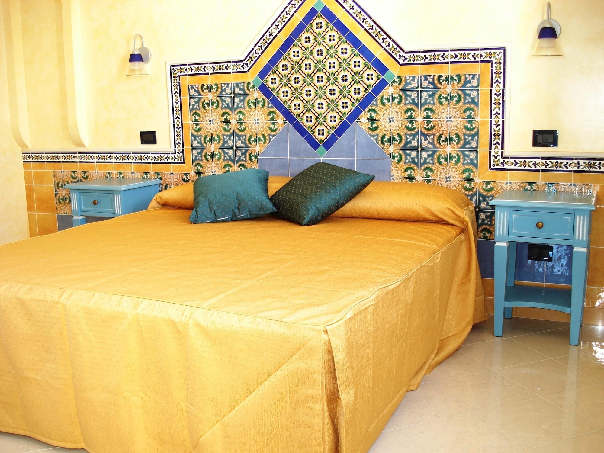 Hotel Ristorante Mediterraneo Faro 산비토로카포 외부 사진