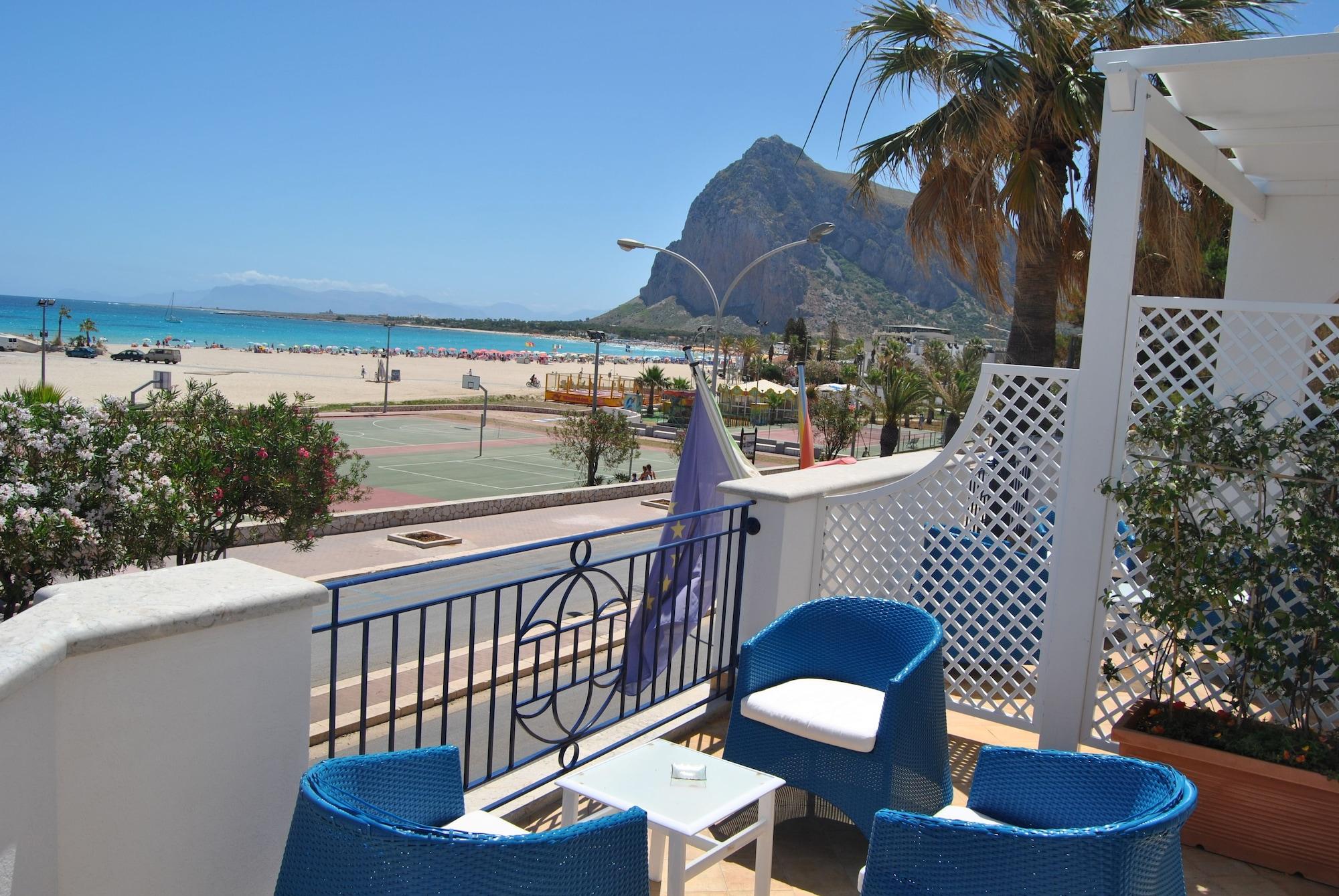 Hotel Ristorante Mediterraneo Faro 산비토로카포 외부 사진