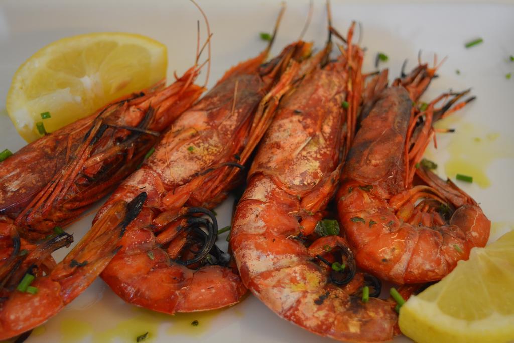 Hotel Ristorante Mediterraneo Faro 산비토로카포 외부 사진