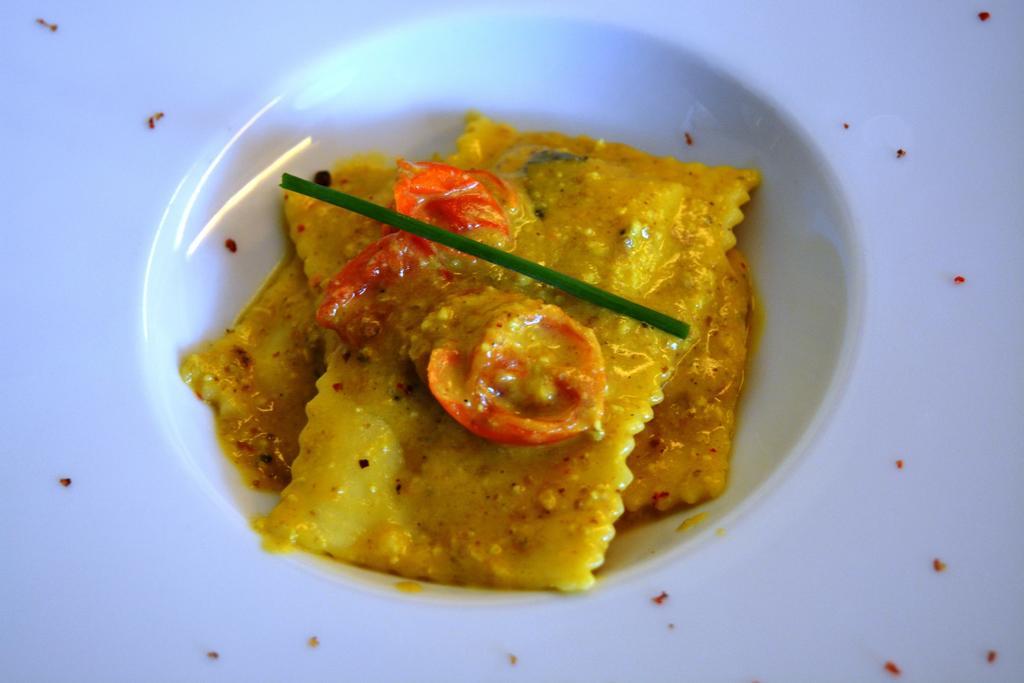 Hotel Ristorante Mediterraneo Faro 산비토로카포 외부 사진