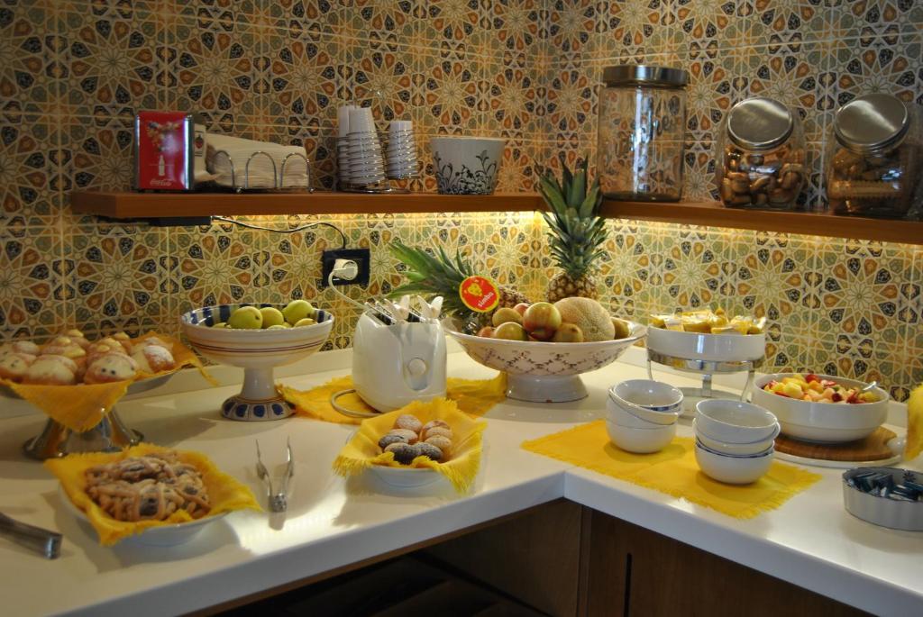 Hotel Ristorante Mediterraneo Faro 산비토로카포 외부 사진