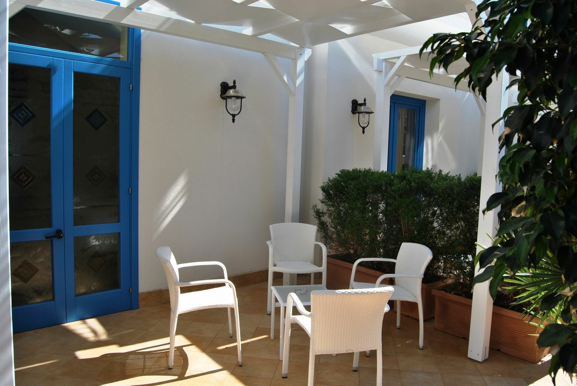 Hotel Ristorante Mediterraneo Faro 산비토로카포 외부 사진